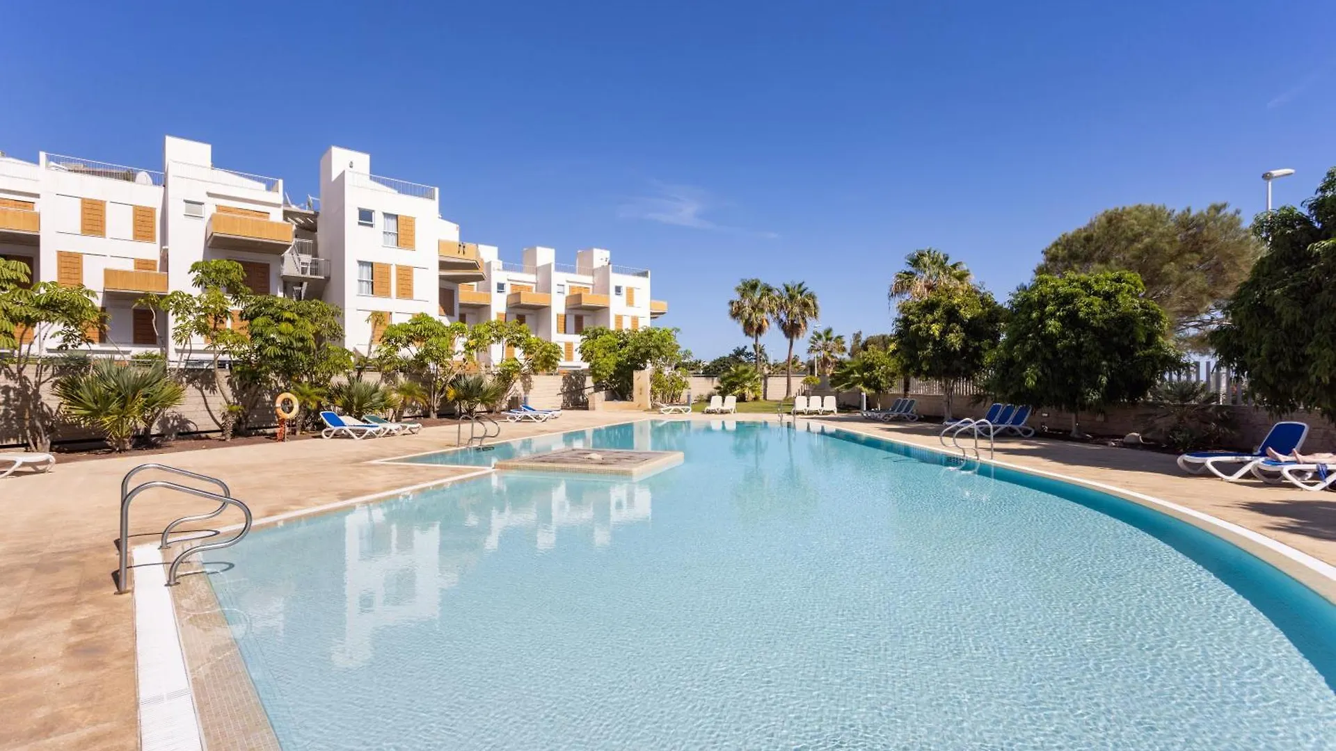Panoramic Sea View Apartment エル・メダノ 0*,  スペイン