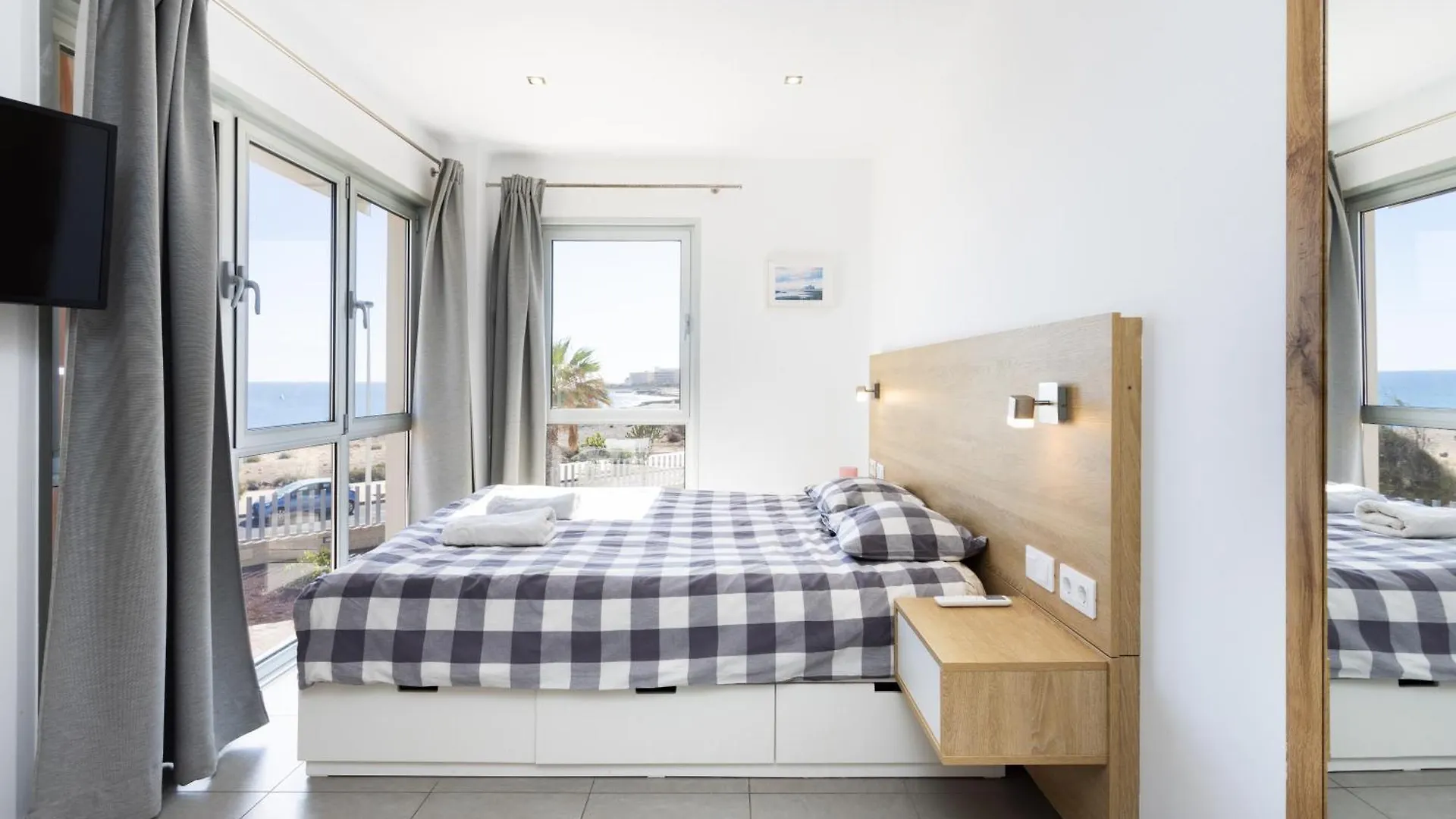 Panoramic Sea View Apartment エル・メダノ